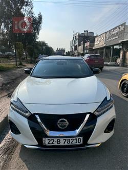 Nissan Maxima